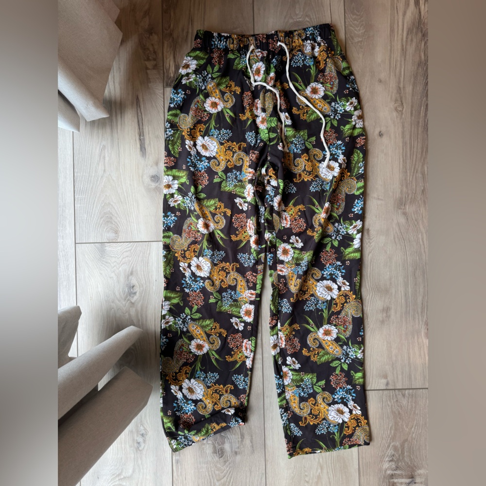 BDG Floral Patterned Pants (loungewear)